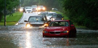 Deadly thunderstorms leave a trail of destruction across south-central US Vehicles wade through flooded Kingwood Drive as deadly thunderstorms hit the Kingwood area Tuesday, May 7, 2019, in Texas.