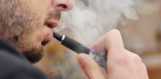 Vaping causes first death recorded in Illinois in the United States