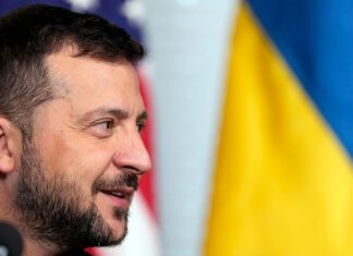 Ukrainian President Zelenskyy on his way for talks with counterpart Trump in Florida