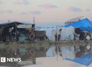 Heavy rains worsen conditions for displaced Gazans, UN warns