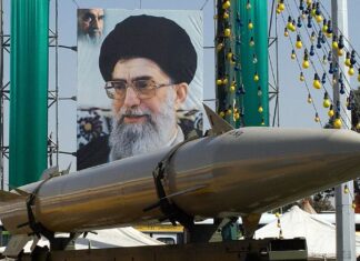 Iran warns Qatar and Saudi Arabia it will strike US targets if attacked, expert says