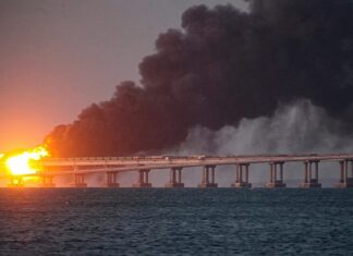 Men jailed for life by Russia for 2022 Crimea bridge blast plead for prisoner swap release