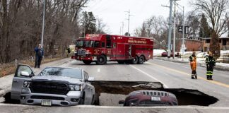 Sudden sinkhole swallows cars in Nebraska