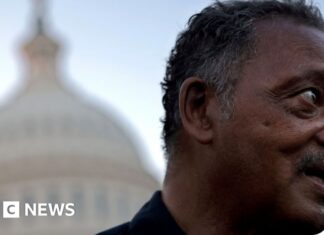 US civil rights leader Jesse Jackson dies aged 84