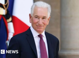 French minister moves to block US envoy Kushner from government access