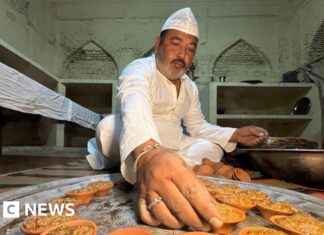 India restoring a centuries-old royal kitchen that never stopped serving food