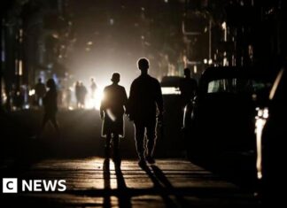 BBC in Cuba as island plunged into darkness