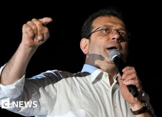 Istanbul's mayor on trial for corruption charges