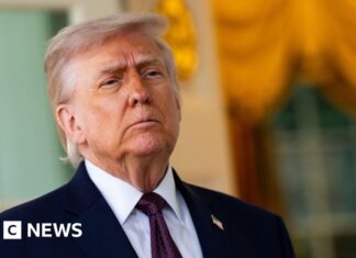 Why and how is US blockading Iranian ports in Strait of Hormuz?