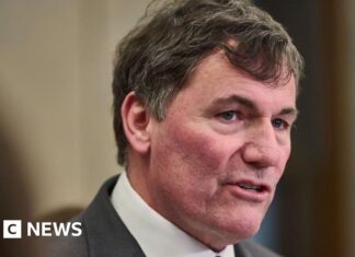 Canada formally requests 16-year renewal of North American free trade pact