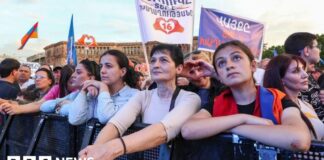 Armenia votes as Russia piles pressure on pro-West government
