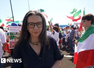 Iranian-Americans protest against Iran team at World Cup