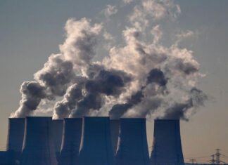EU proposes slowing down cuts to carbon emissions for businesses